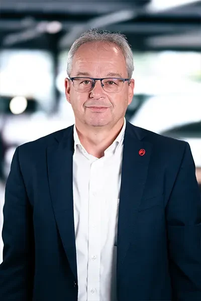 Mitarbeiter x K Vahl